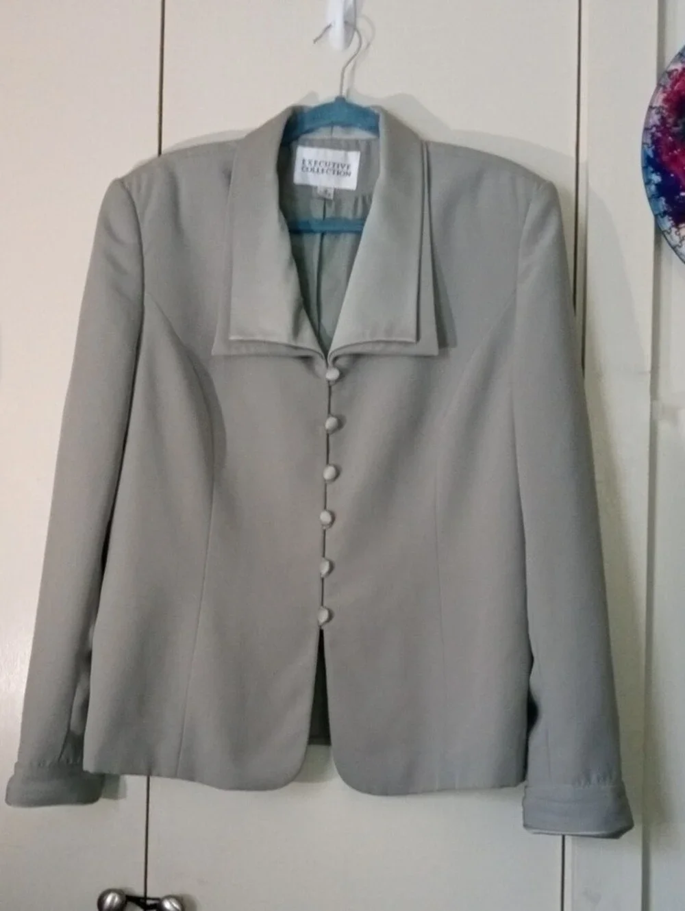 Executive Collection Women's Light Gray Button-Front Dress Blazer Size 18